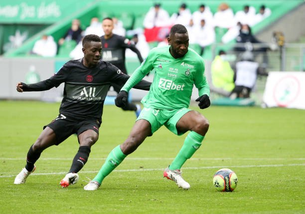 Ligue 1 Gana Gueye titularisé pour laccueil de Saint Etienne Abdou